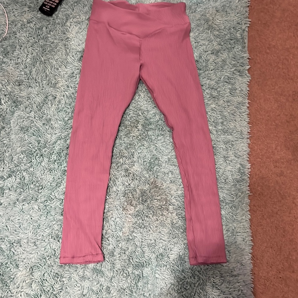 Pink, V cut Aeropostale leggings